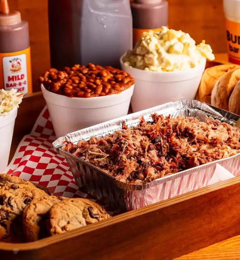 Buddy's bar-b-q catering platter